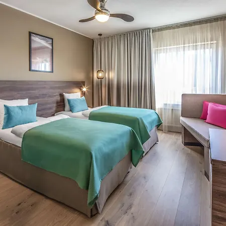 Quality The Reef Hotel