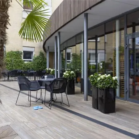 Quality The Reef Hotell