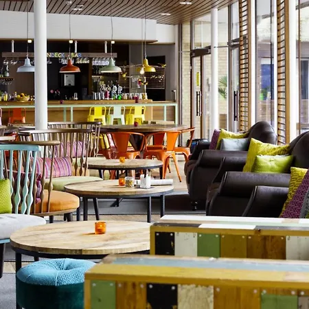Quality The Reef Hotell