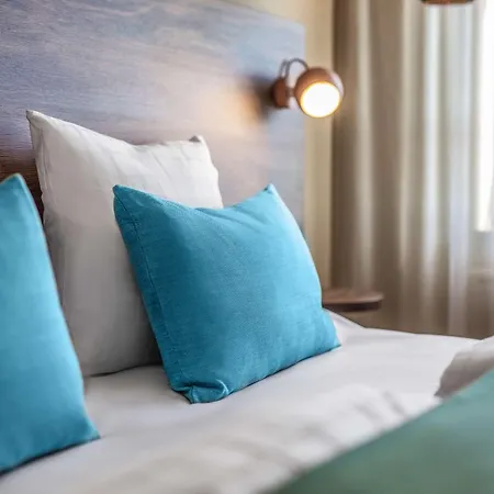 Quality The Reef Hotell 4*