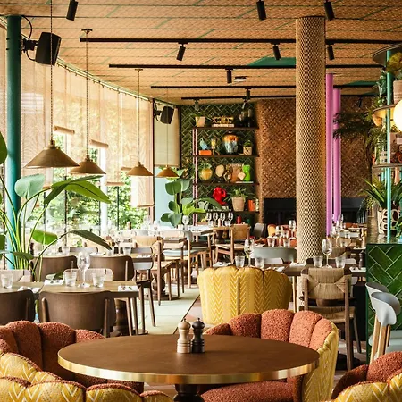 Quality The Reef 4* فريكشهاون