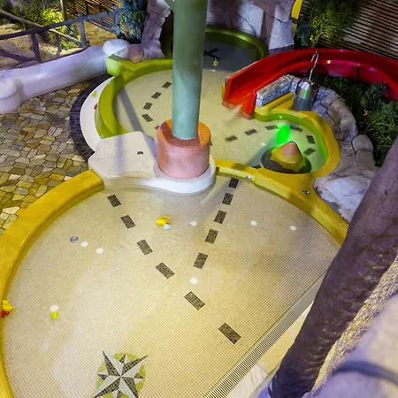 Hotel Quality The Reef 4*