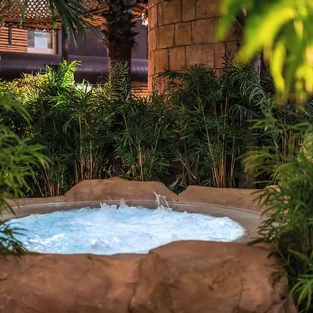 Quality The Reef 4* فريكشهاون